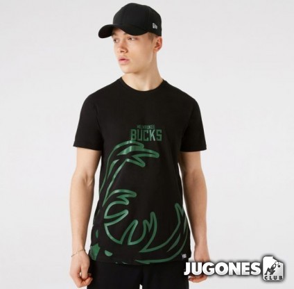 Camiseta New Era Enlarged Milwaukee Bucks