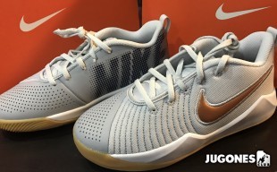 Nike Team Hustle Quick 2