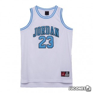 JUGONES CLUB - Tienda dedicada al baloncesto y a la moda deportiva