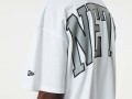 Camiseta New Era Brooklyn Nets NBA Infill Logo Oversized Blanco