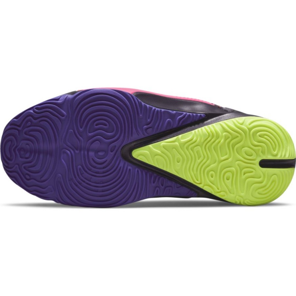 zoom freak 3 tiendas